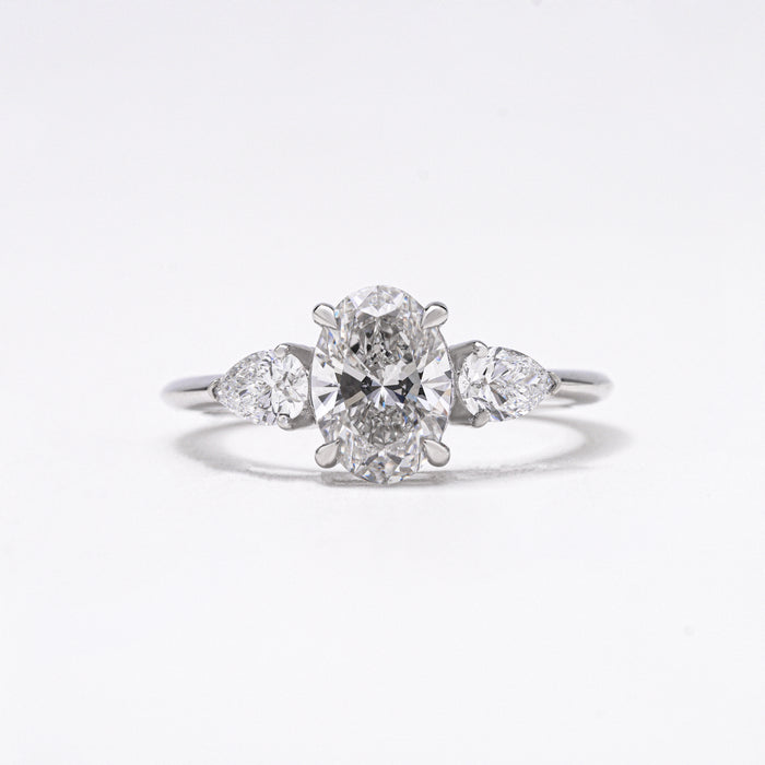 Oval Ring