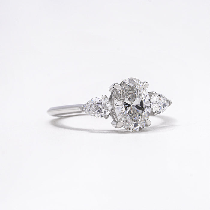 Oval Ring