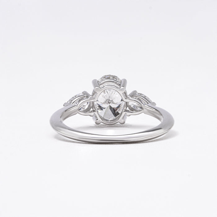 Oval Ring